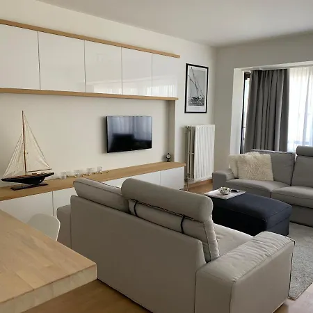 Perfect Gelegen Met Gratis Parkeerplaats Ostend